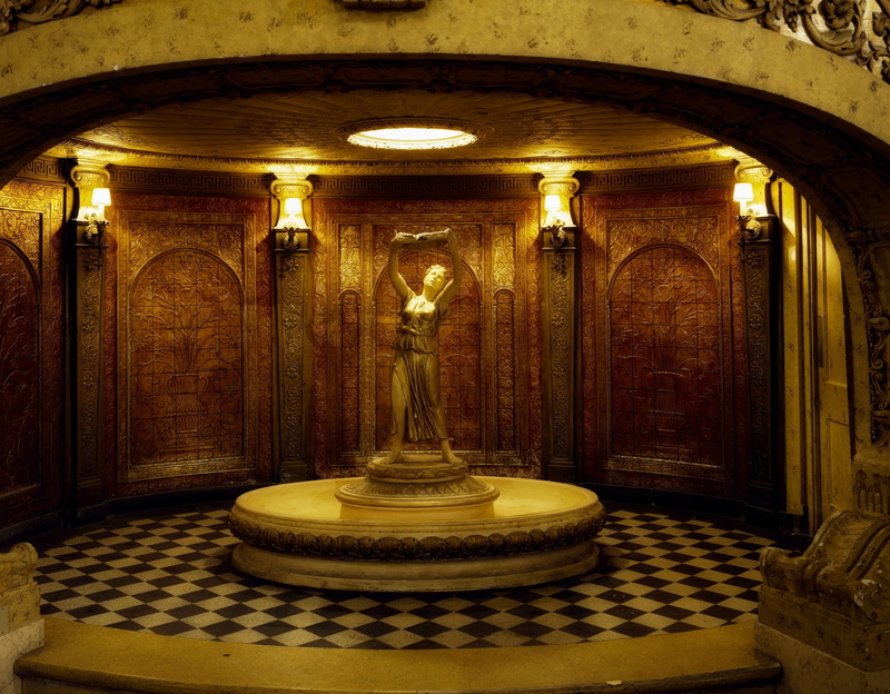 statue, creativity, films, illuminated, belief, landmark, altar, chicago theatre, decorative, indoor, indoors, cinema, representation, spirituality, gold colored