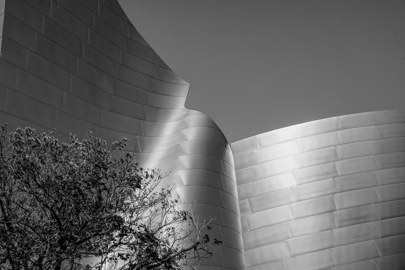 fuel and power generation, storage tank, day, 5K, frank gehry, outdoors, office building, handrail, crowd, campus, clear sky, no people, industry, low angle view