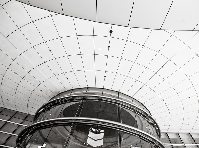 united states, built structure, United States of America, Architecture, glass - material, transportation, city, low angle view, enron center south, railing