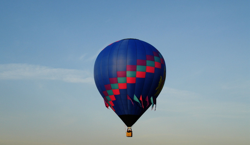 container, hotair, flying, hot air balloon festival, ballooning, outdoor, ballooning festival, mode of transportation, ride, freedom, mid-air, sky, adventure