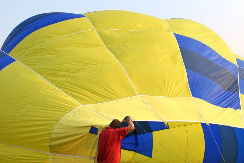flying, transport, fall, fun, multi colored, land, up, adventure, wind, pilot, flight, off, sky, inflating, warm air, sport, environment, flame, down, hot air balloon