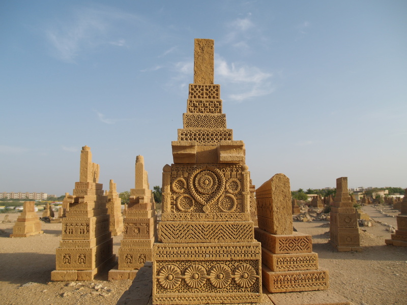 tombs, famous Place, sunlight, buddhism, karachi, art and craft, history, chaukundi, asia, outdoors, place of worship, pakistan, ancient, sky, city, nature
