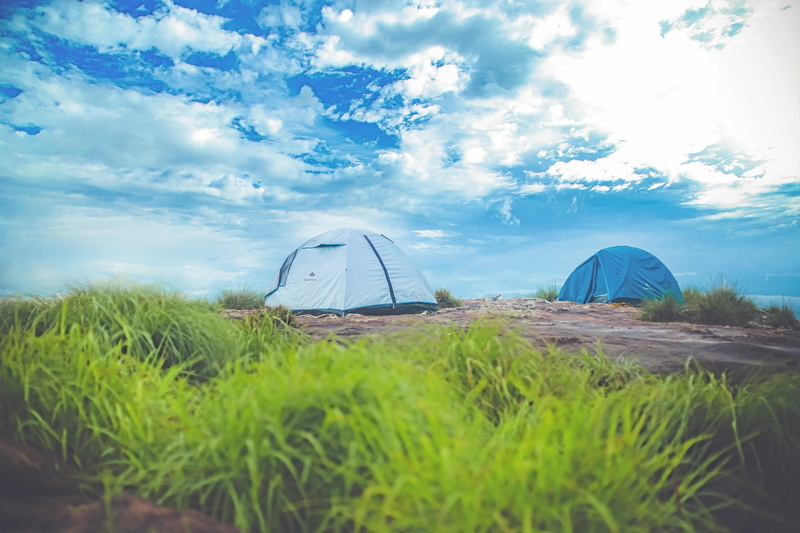 wanderlust, no people, leisure activities, day, sky, blue, outdoor, outside, tent, tranquility, tents, green color, adventure, expedition, grass, 2K, cloud