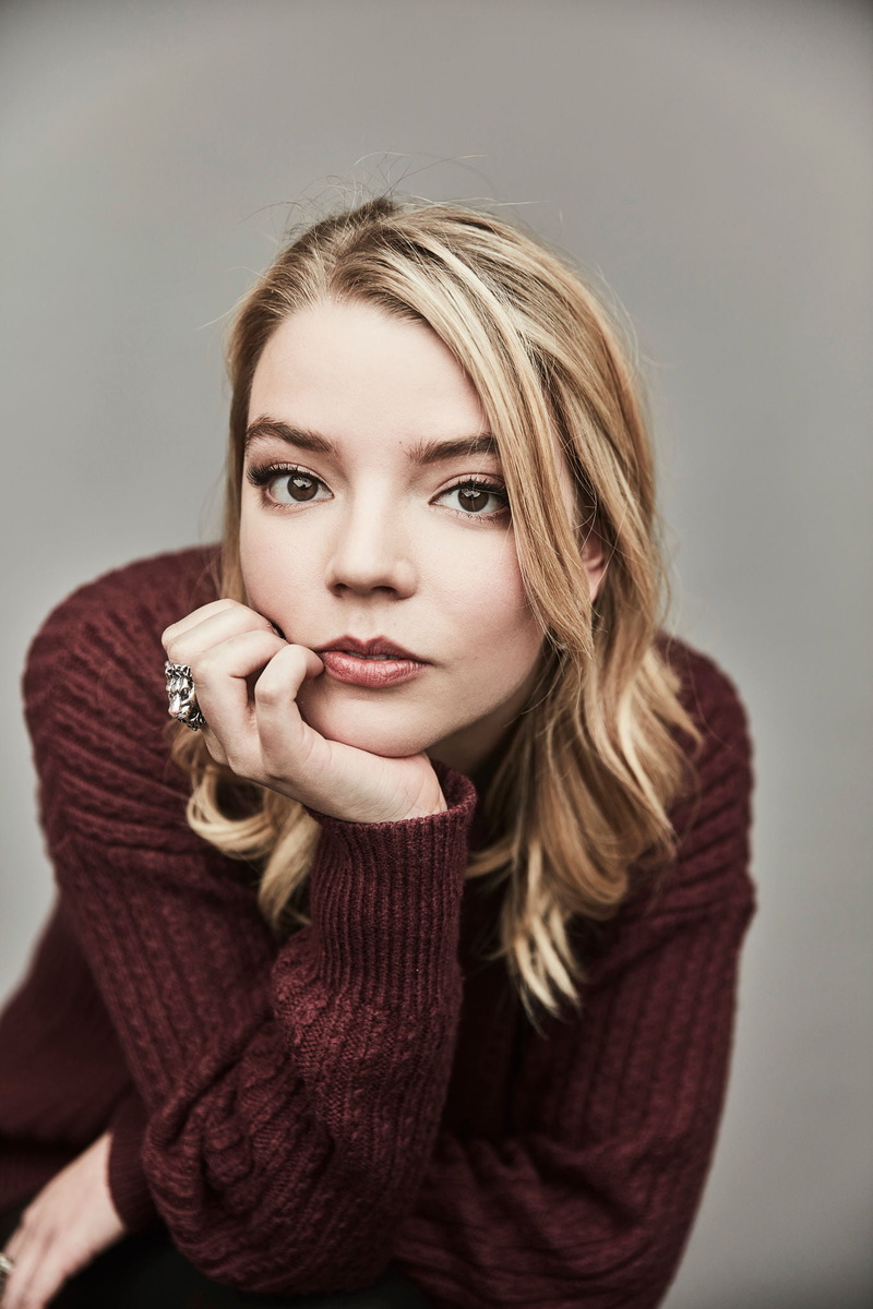 1080P, Anya Taylor-Joy, sweater, simple background, blonde, actress, looking at viewer, women, portrait