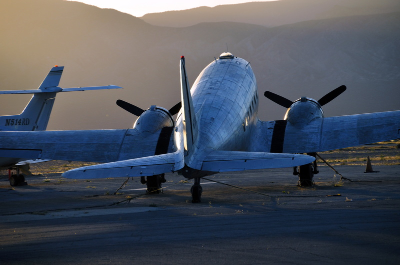 fly, stationary, propeller plane, airport runway, aerospace industry, journey, engine, m17, hangar, transportation, airplane, aircraft Wing, mountains