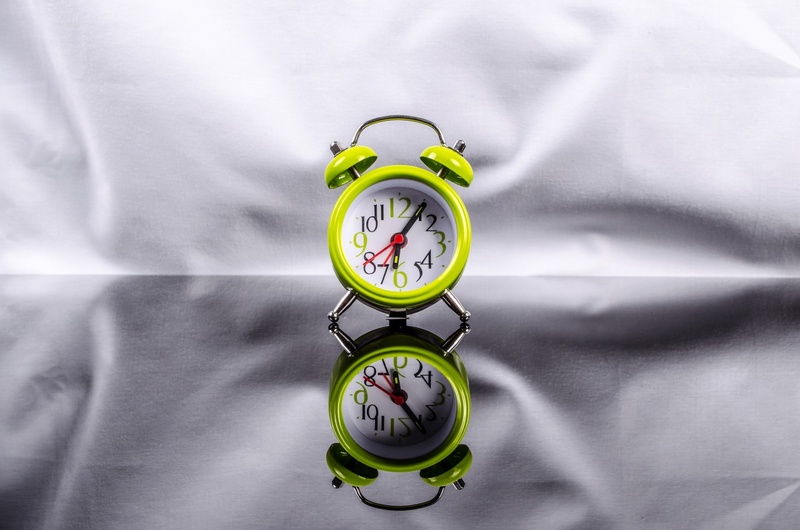 tick, minute hand, relaxation, morning, second, sleep, bed, sleeping, close-up, timer, silver colored, object, indoors, retro, clock face, textile, metal