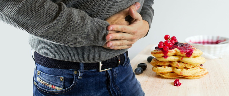 stomach, man, suffering, food and drink, human body part, mid adult, holding, eating, sick, freshness, upset, diet, men, food, lifestyles, 2K, overeater