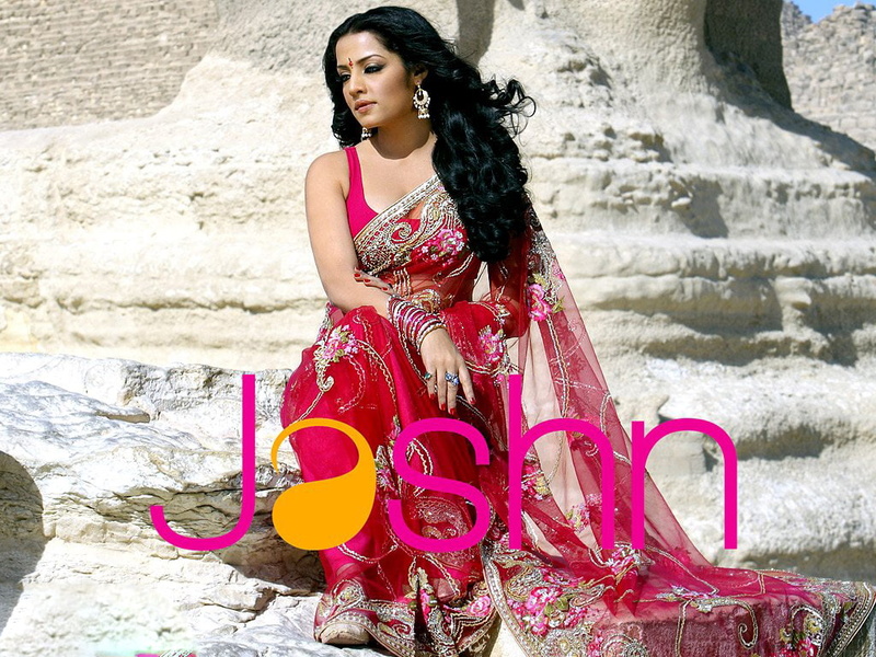saree, 480P, celina, jaitley, red
