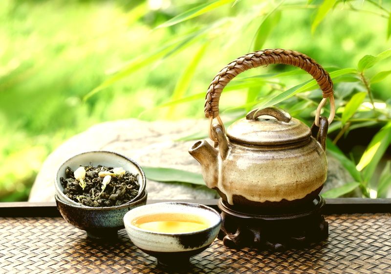 summer, teapot, leaf, focus on foreground, food and drink, relaxation, wellbeing, close-up, no people, gourmet, indoors, green Color, grass, heat - Temperature