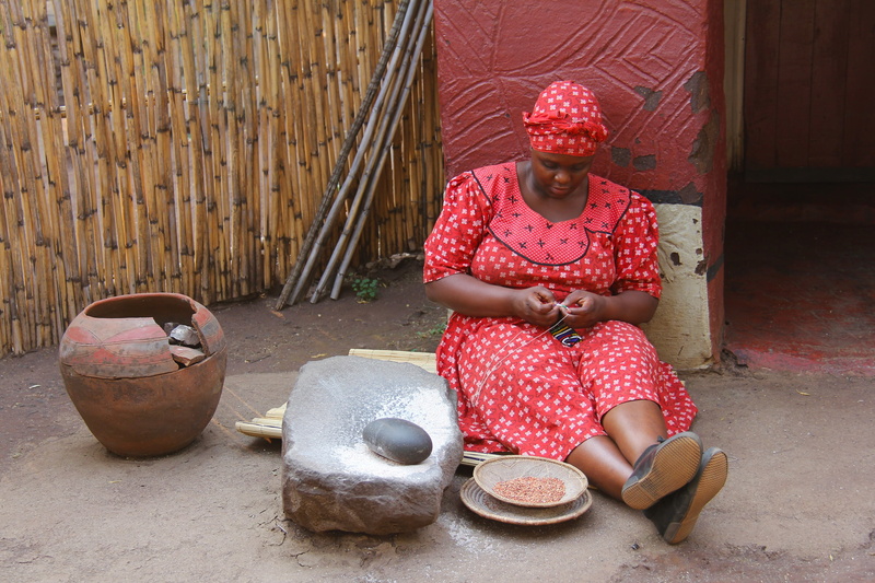 dress, front view, working, lifestyles, people, african, household equipment, indigenous Culture, clothing, life, full length, cultures, females, one person