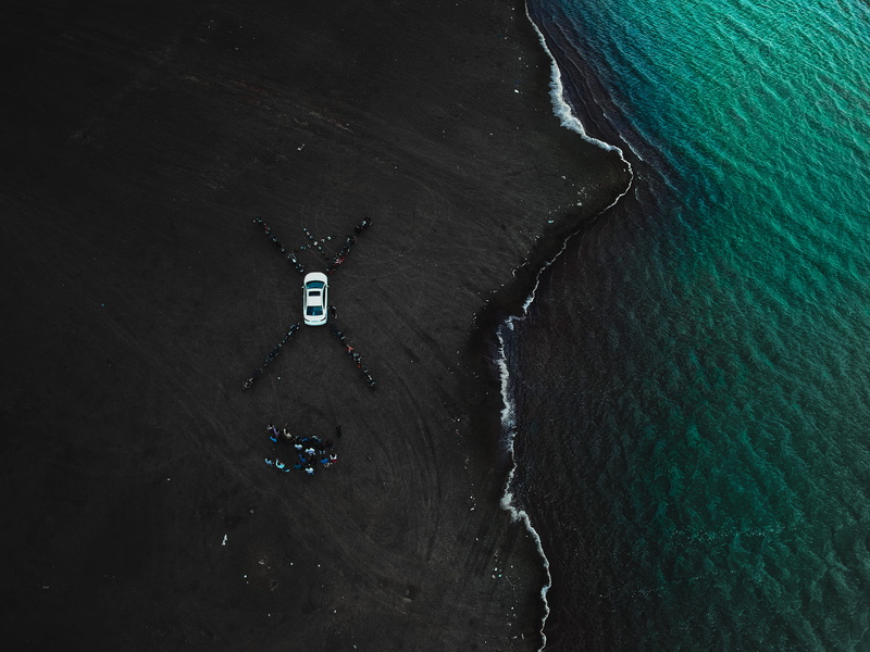 birds eye view, near, people, scenics - nature, outdoors, parked, 4K, white, waves, day, car, transportation, aerial view, no people, beach, sand, sea