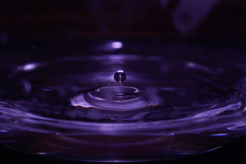 indoors, domestic kitchen, droplets, wet, water, reflection, drop of water, purple, circle, smooth, full frame, purity, falling, drink, kitchen, drop, motion
