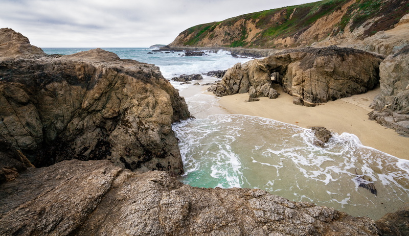 cliff, Sony A7RII, rock - Object, fe, Zeiss, mountains, ILCE-7RM2, outdoor, aqua, waves, beach, sand  beach, reflect, nature, aerial, aerial view, alpha