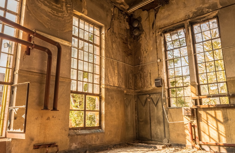 run-down, brown, building, leave, wall - building feature, damaged, history, culture, lapsed, bill, house, decay, hall, ruin, glass, 5K, lost places, obsolete
