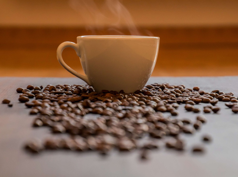 blur, small, drinking, coffee break, table, aroma, caf, drink, refreshment, food, e, coffee beans, coffee drink, no people, espresso, indoors, cafe, black