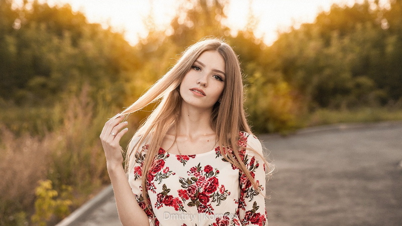 women outdoors, looking at viewer, long hair, women, straight hair, portrait, 1080P, face, holding hair, depth of field, model, Dmitriy Korneev, blonde