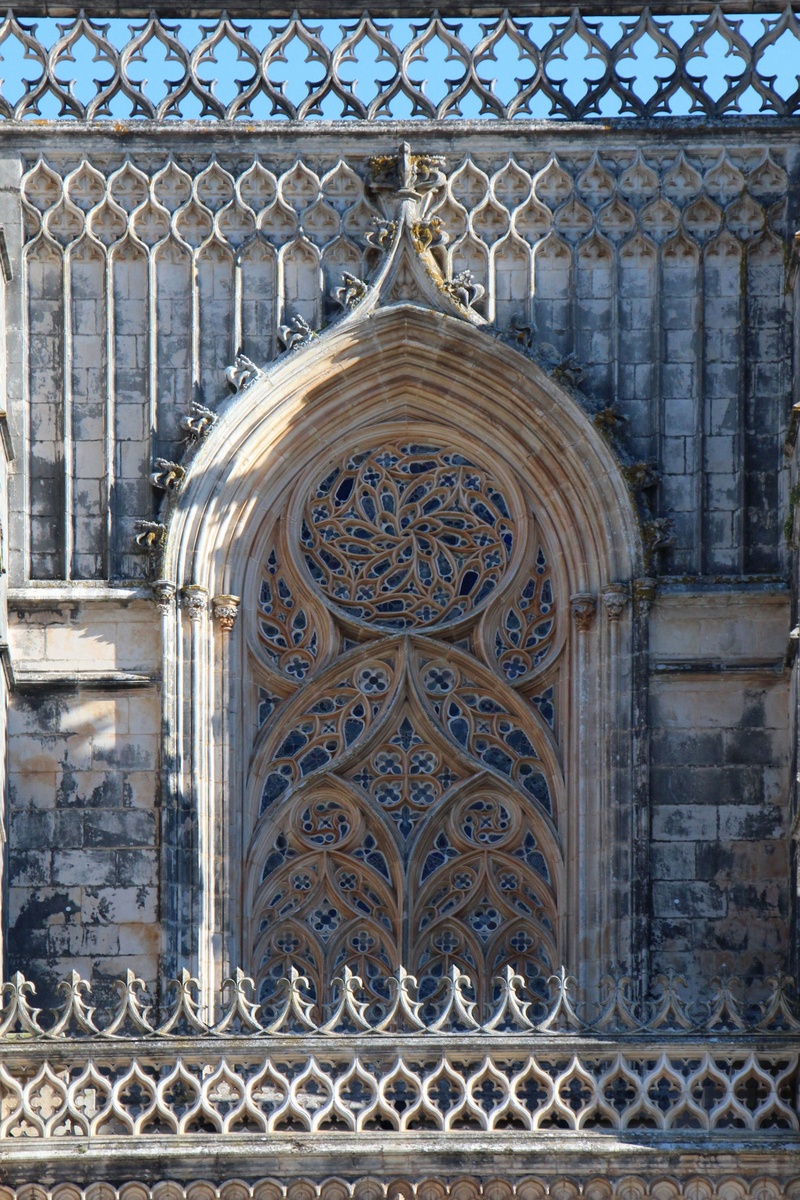 day, spirituality, built structure, 1080P, travel destinations, architecture, buildings, history, batalha, ornate, belief, religion, no people, low angle view