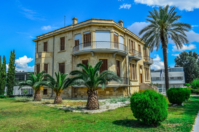 mansion, cyprus, city, tropical climate, 5K, building exterior, lefkosia, blue, palm, plant, coconut palm tree, grass, building, day, luxury, built structure