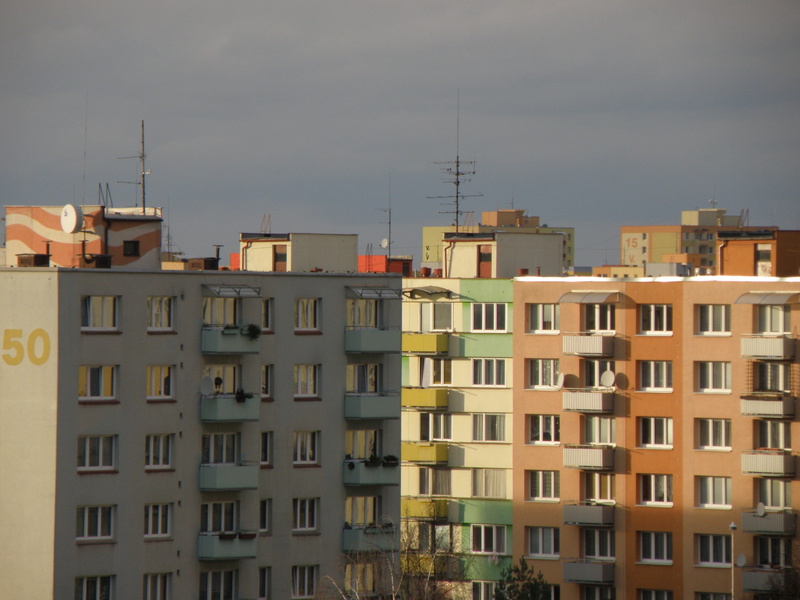 housing, prefabricated, Housing Estate, cloud - sky, repetition, built structure, no people, outdoors, tower, antenna - aerial, nature, Prefabricated House