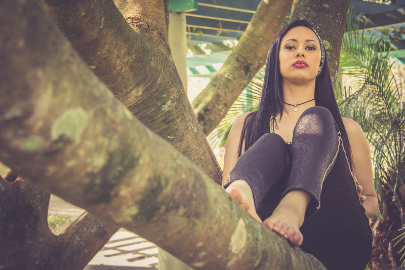 outdoors, day, park, png, one woman only, sketch, hairstyle, adult, long hair, casual clothing, female, grooms, body, daytime, woman, lifestyles, beautiful woman
