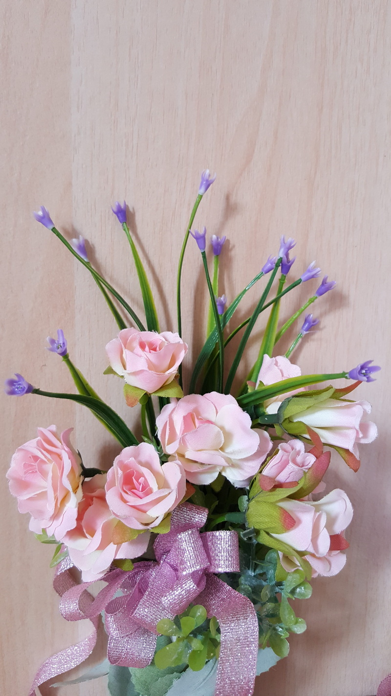 gift, wedding, petal, blossoming, flower, leaf, celebration, red, natural, bud, pink color, color, vintage, fashion, floral, high angle view, texture, single