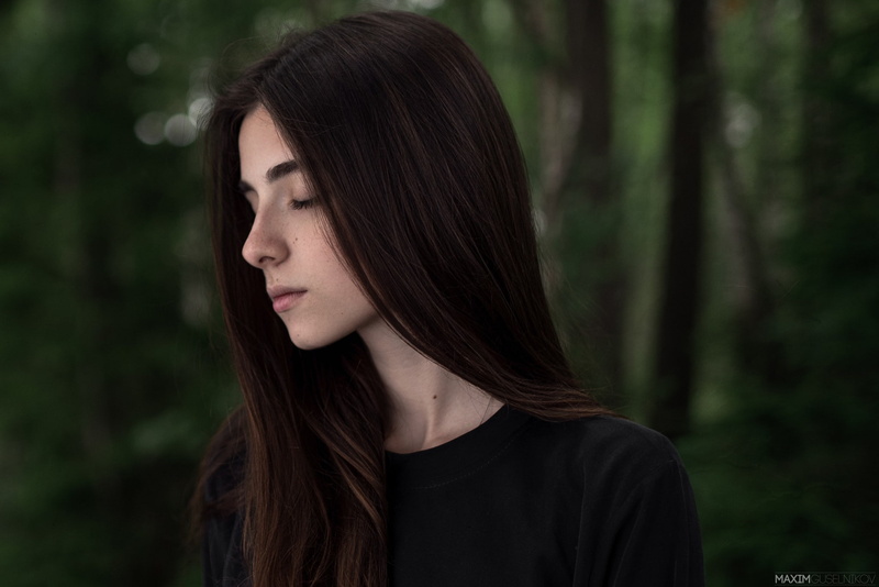 Maxim Guselnikov, teenager, tree, hairstyle, forest, profile view, focus on foreground, looking, beauty, beautiful woman, women outdoors, hair, adult, young adult