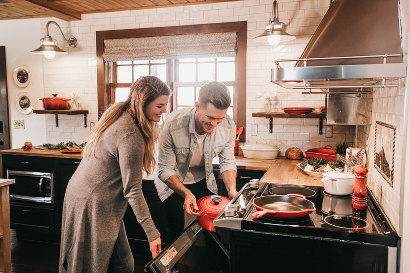 cooker, teamwork, domestic room, domestic life, human, adult, cook, wood, bowl, appliance, apparel, living room, preparation, lifestyles, person, people