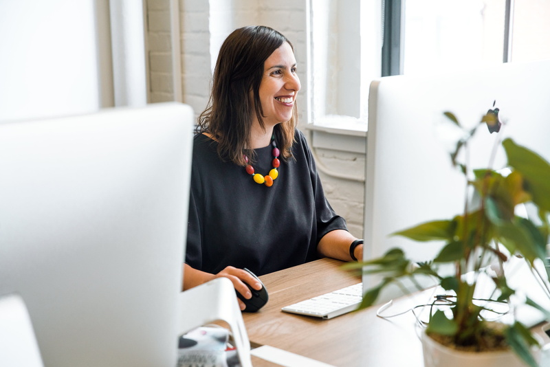 smiling, Office, Happy, communication, Smile, adult, hairstyle, young adult, wireless technology, working, photo, Business, Entrepreneur, one person, business person