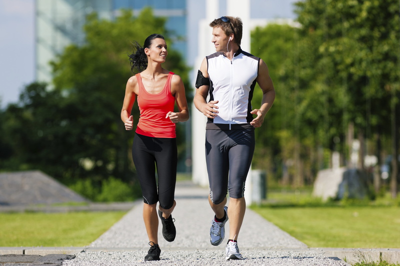 real people, determination, vitality, caucasian Ethnicity, adult, front view, one Person, tank, asian Ethnicity, nature, sport, running, lifestyles, top