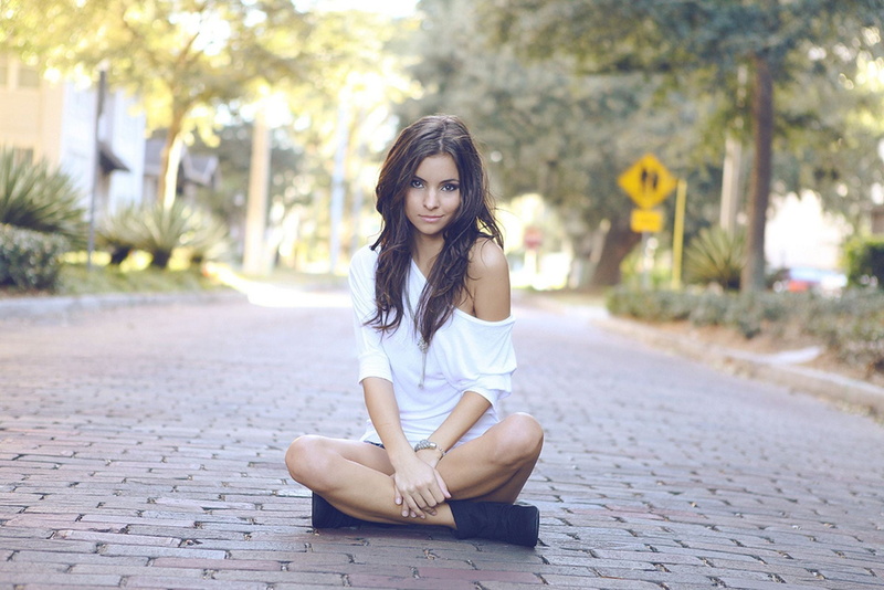 relaxation, nature, women outdoors, looking at camera, urban Scene, park - Man Made Space, people, fashion, adult, young Adult, brown Hair, portrait, shoulder