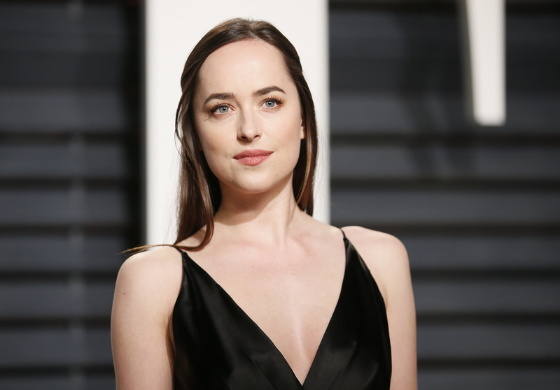 2K, Dakota Johnson, Actresses