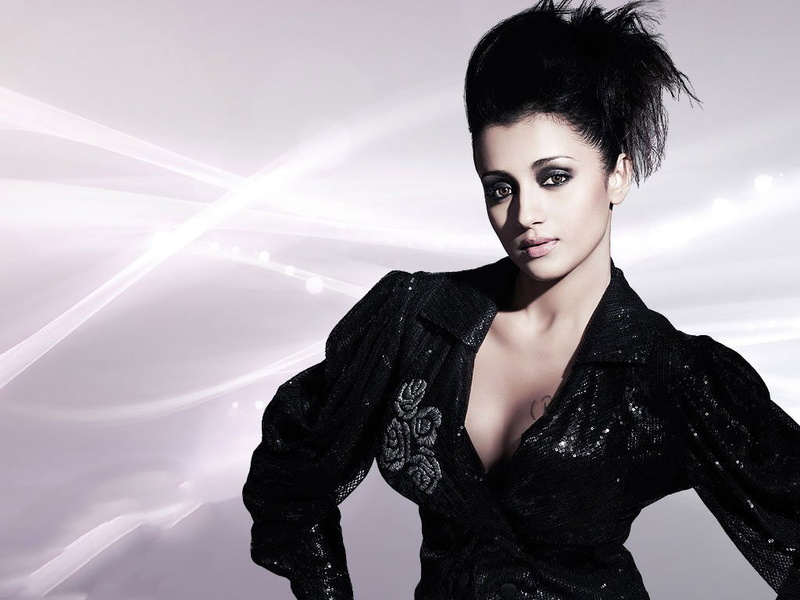 latest, fabulous, trisha, photoshoot, 480P