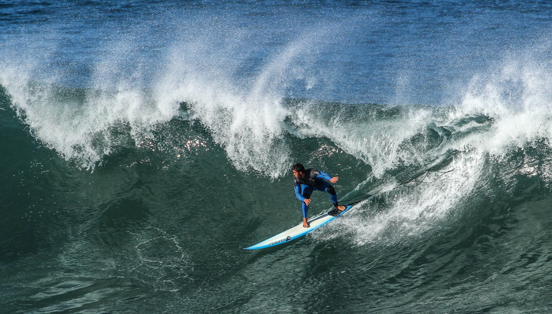 men, outdoors, water, wave, sports, surfboard, surf, 4K, adventure, man, power in nature, skill, leisure activity, surfing, lifestyles, aquatic sport