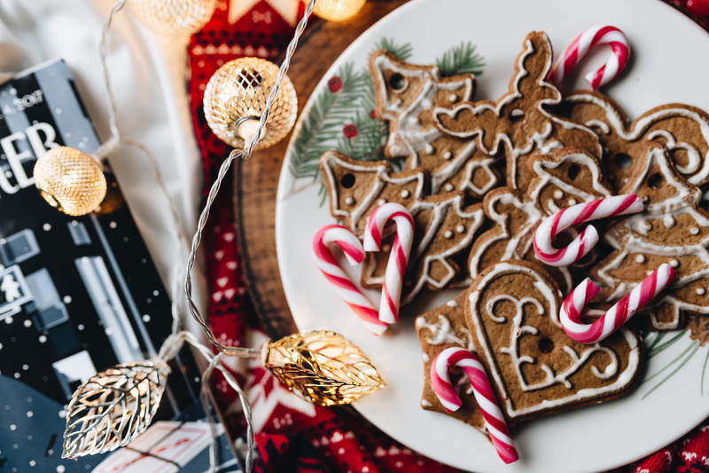 celebration, icing, food, cookie, decoration, food and drink, table, indoors, close-up, festive, 5K, xmas, sweet food, temptation, no people, gingerbread
