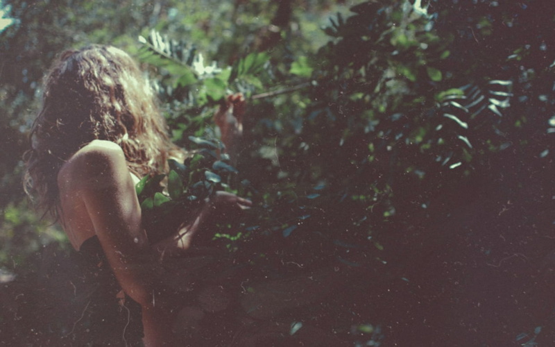photography, one person, nature, tree, plant, leisure activity, underwater, women outdoors, women, lifestyles, day, crisromagosa, 720P, rear view, water