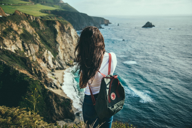 backpacks, looking into the distance, women outdoors, women, photography, 720P, back, Chill Out, Megan Costley, landscape, sea, Noel Alvarenga