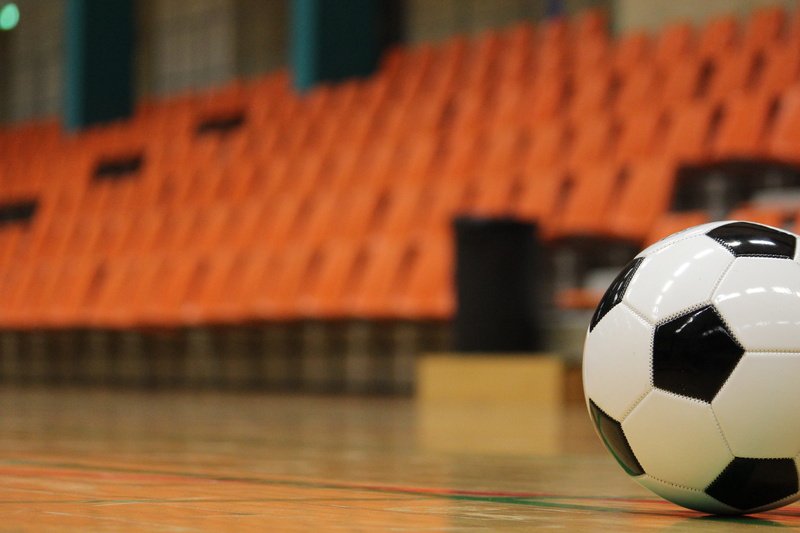 school gymnasium, training, basketball - sport, orange color, hall, goal, soccer, sports equipment, exercising, focus on foreground, sport, team sport