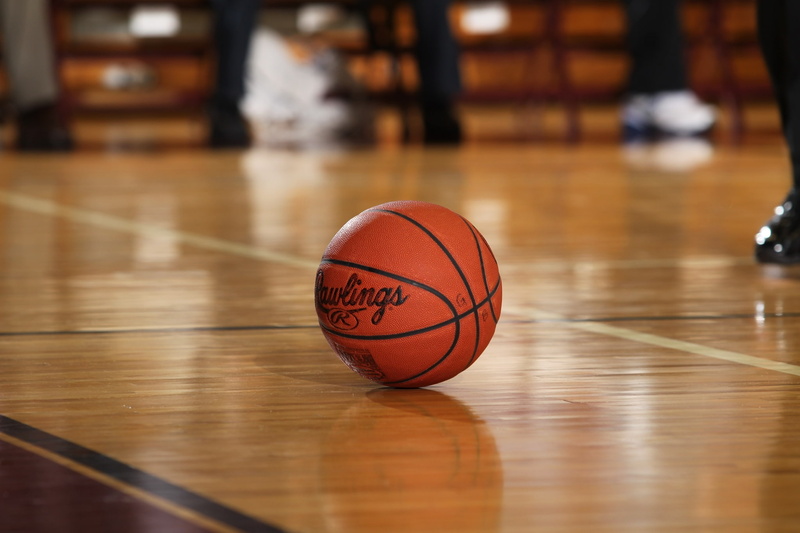 hardwood, court, gym, indoors, sport, school gymnasium, sphere, hardwood floor, flooring, wood, selective focus, 1080P, ball, no people, basketball - ball
