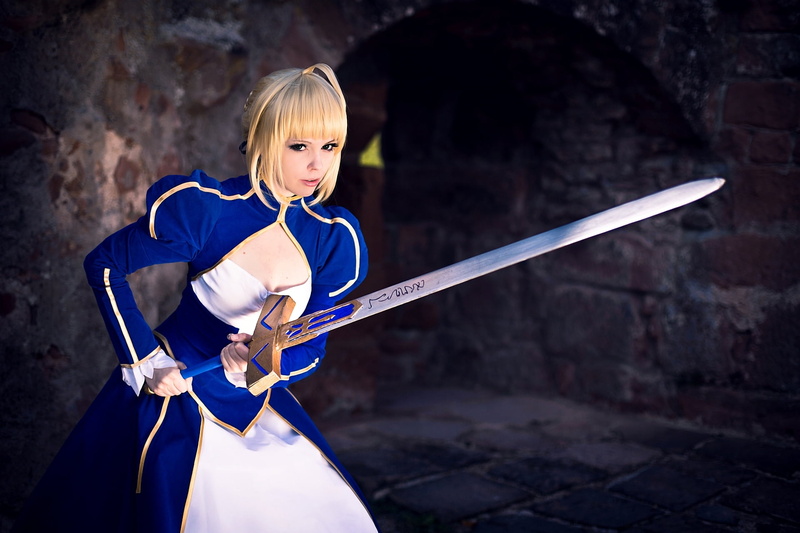 waist up, Saber, females, one person, girl, fighting, child, Arturia, caucasian Ethnicity, weapon, d, martial Arts, hair, white, cosplay, combat Sport