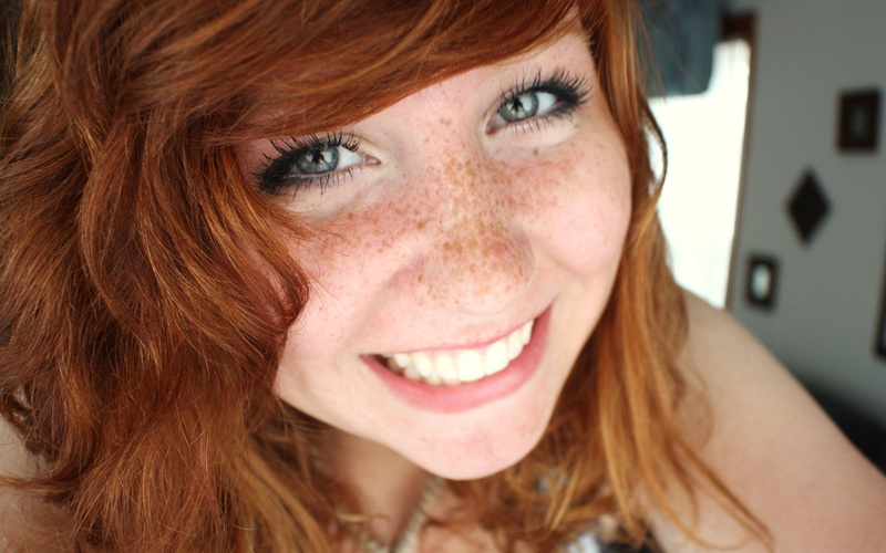 bangs, blue eyes, young adult, model, dyed red hair, happiness, human face, close-up, looking at camera, hair, headshot, cheerful, smiling, 1080P, body part