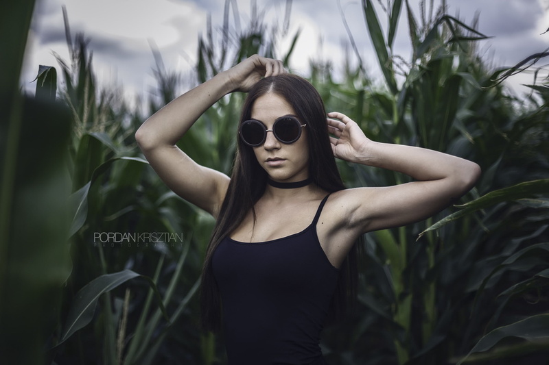 arms up, women with glasses, corn, armpits, women, 1080P, portrait