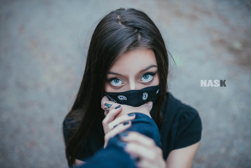 shir, wall - building feature, casual clothing, front view, obscured face, hairstyle, portrait, holding, black, bandanas, sleeved, headshot, young women