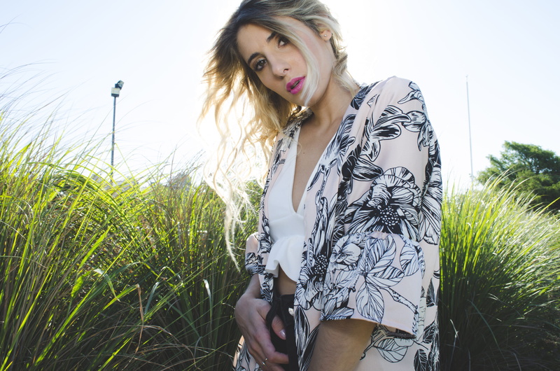 young women, sky, long hair, nature, white, cardigan, gray, plant, daytime, wear, female, leisure activity, one person, pretty, grass, girl, woman, fashion