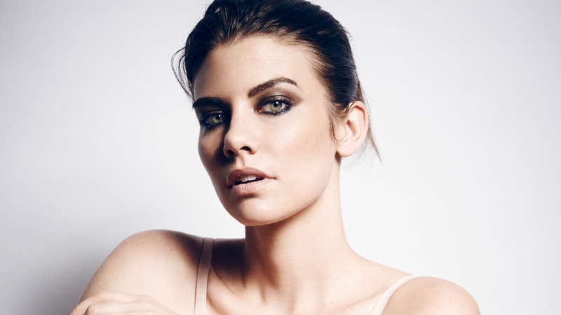 females, portrait, hairstyle, body part, glamour, headshot, fashion model, brunette, actress, hair, human face, young adult, elegance, adult, beautiful people