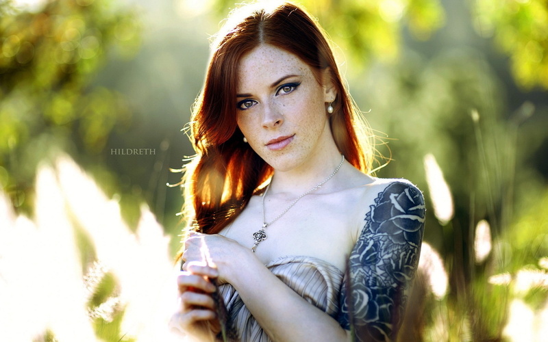 young adult, women, 1080P, headshot, AnnaLee Suicide, contemplation, beautiful woman, beauty, pale, lifestyles, casual clothing, looking at camera, Charles Hildreth