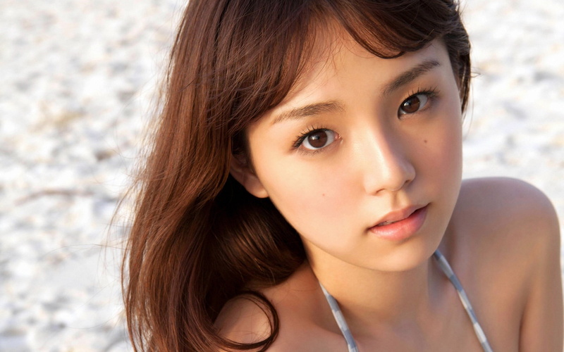 hairstyle, outdoors, brown hair, 1080P, adult, beauty, young adult, hair, Ai Shinozaki, women, close-up, human body part, Asian, headshot, beautiful woman