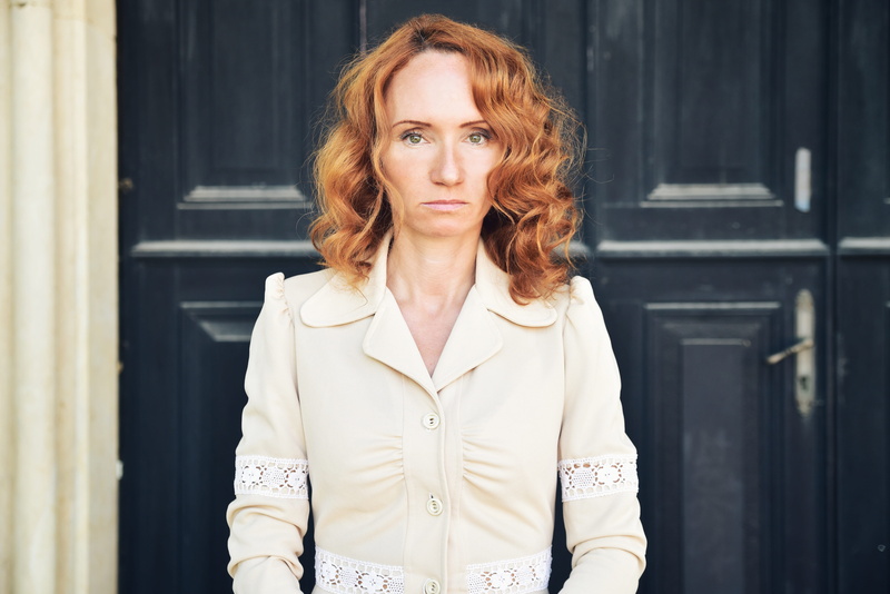beautiful woman, real people, woman, hairstyle, red hair, curly woman, portrait, vision, reverie, adult, women, front view, dreams, telepathy, nostalgia