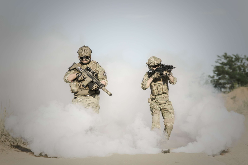 team, standing, conflict, attack, battle, weapons, special forces, holding, clothing, army soldier, weapon, armed, men, action, 4K, sand, government, machine gun