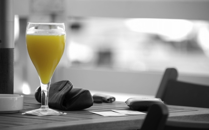 focus on foreground, table knife, glass, glass - Material, refreshment, spoon, close-up, white, ashtray, kitchen utensil, laptop, household equipment, indoors