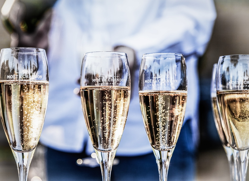 table, alcohol, refreshment, celebration, clear, host, pour, glass - material, australia, luxury, drink, drinking glass, bubbles, indoors, glasses, champagne